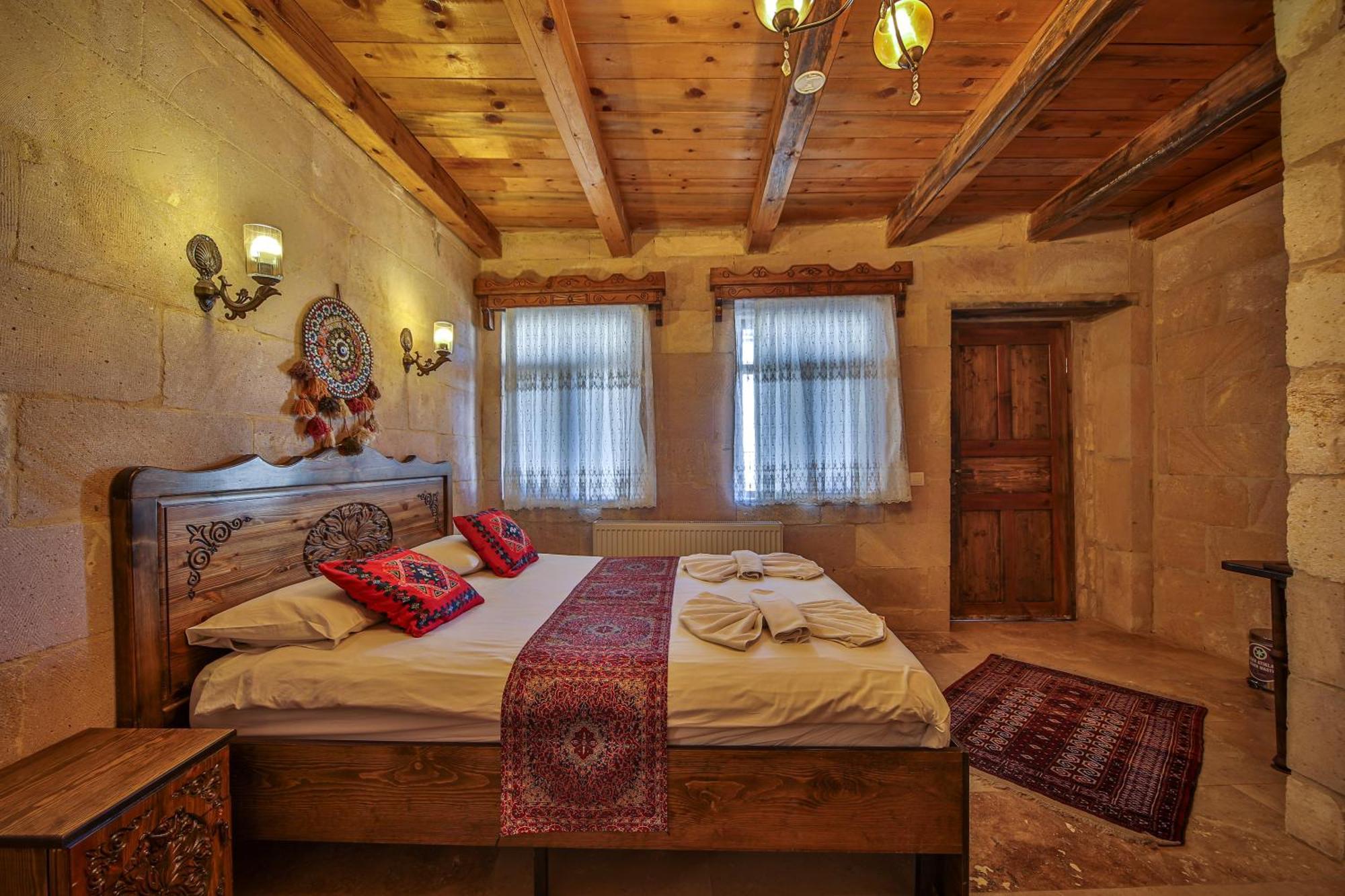 Отель Luwian Stone House Гореме Экстерьер фото